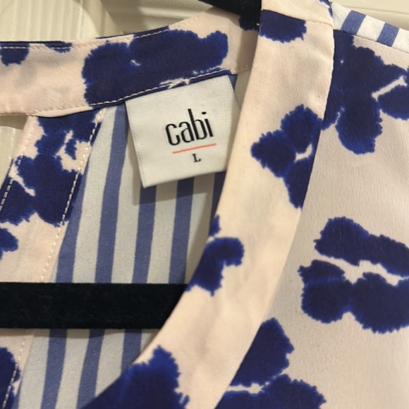 CAbi size Large sleeveless tunic - Picture 5 of 7